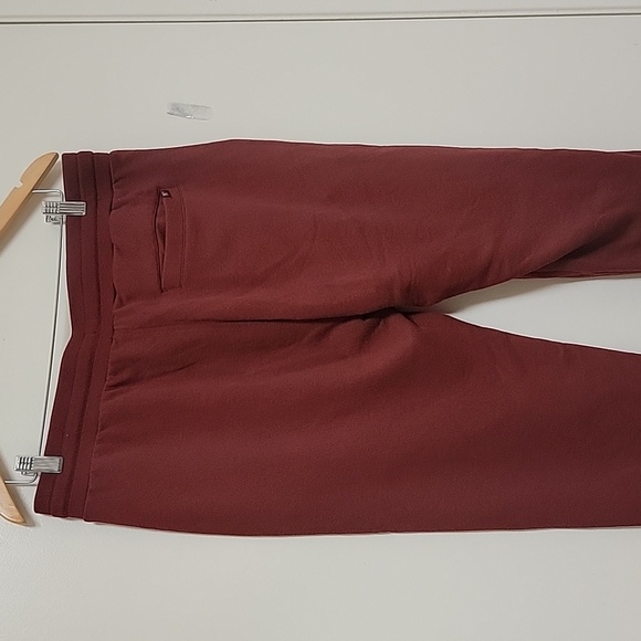 🎯Houston White × Target | Jogger Set In Burgundy - Picture 9 of 16